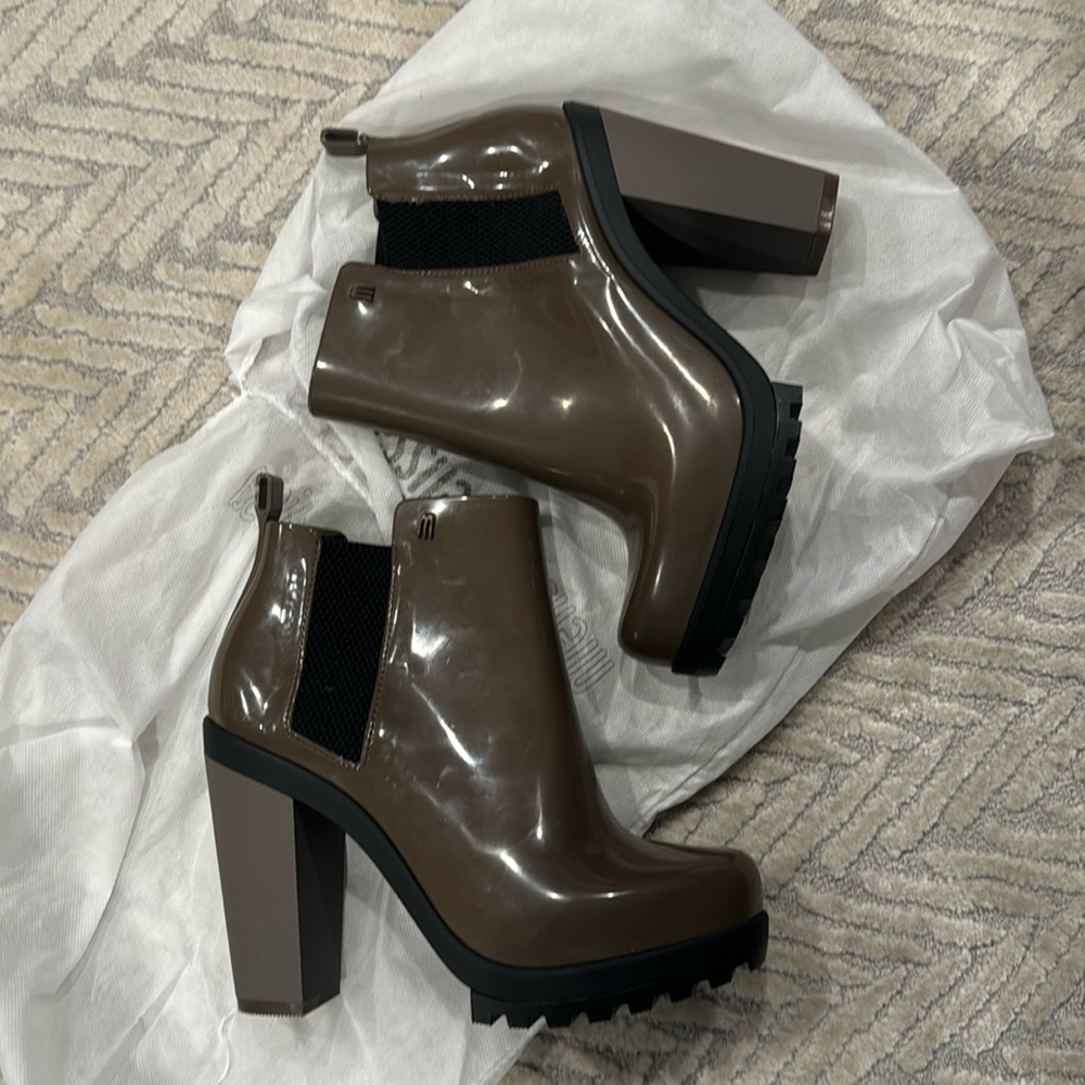 Melissa Soldier II Brown Rain Heels- NWT